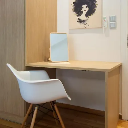 2 Bedroom - Kallimarmaro